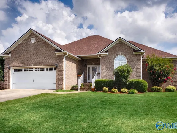 25560 Caldera Dr, Athens, AL 35613