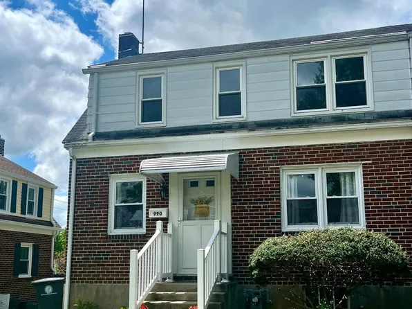 990 N Hills Blvd, Pottstown, PA 19464
