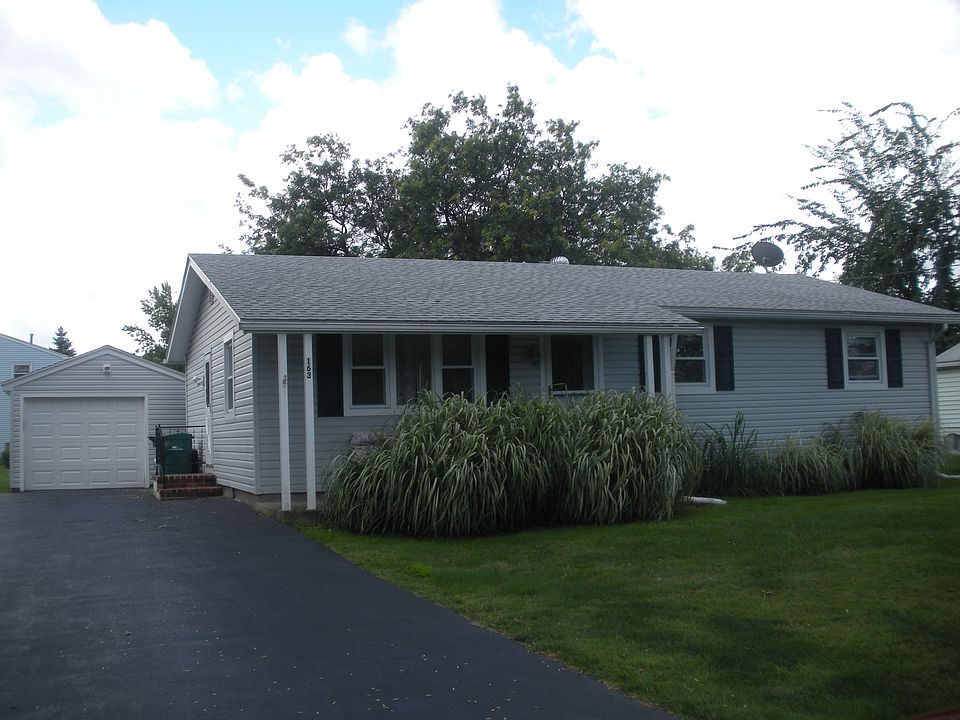 Welcome to 163 McGuire Road! Maintenance free living!