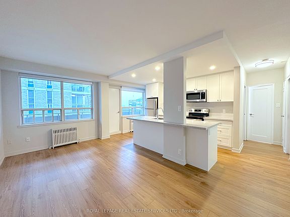 3rd image of 565 Avenue Rd #1001