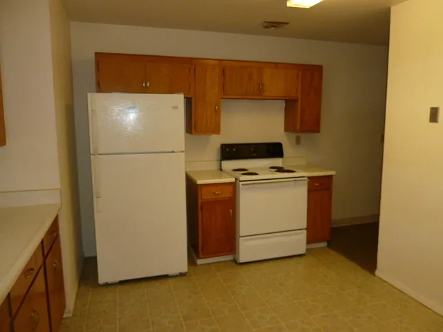 2250-2252 Suzette Ave — Photo 6