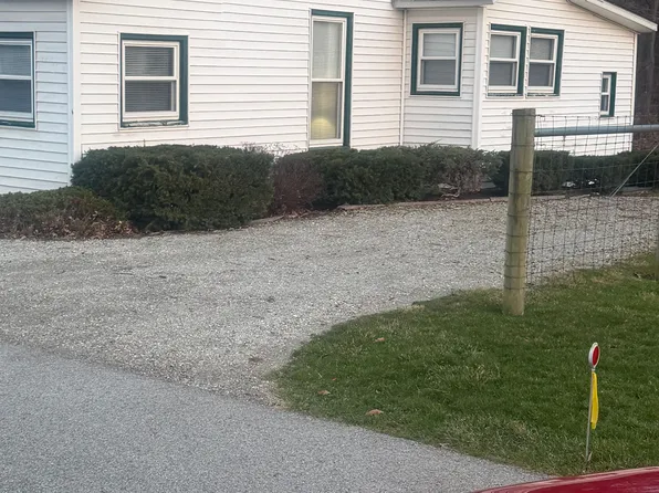 415 2nd St, Rome City, IN 46784