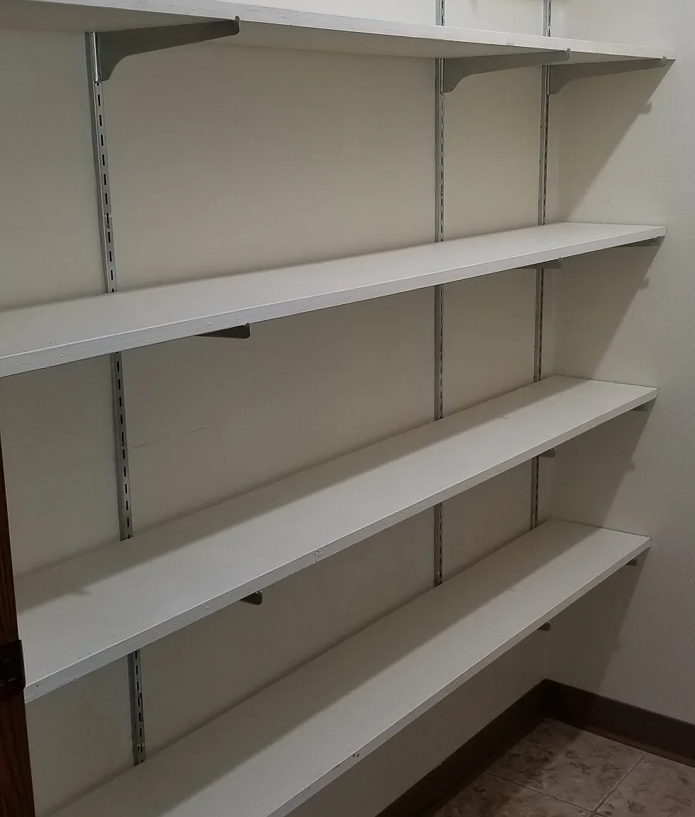 2 bed, $648 — Photo 2