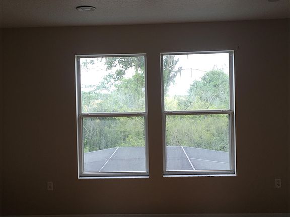 5th image of 4422 Philadelphia Cir