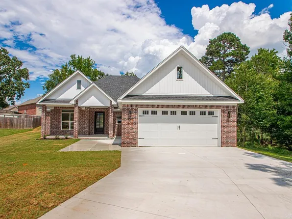 8348 Sapphire Cv, Sherwood, AR 72120