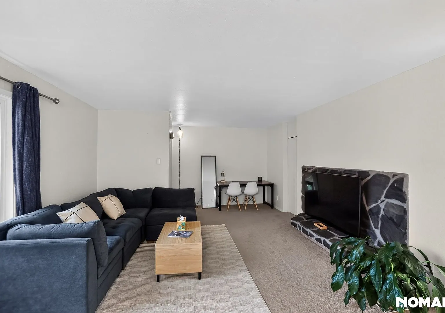 Charming 2BR Apartment in Anchorage — Photo 3