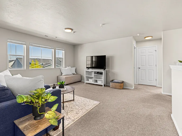 4447 W Everest St — Photo 18