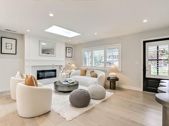 2nd image of 5065 Kingston Way