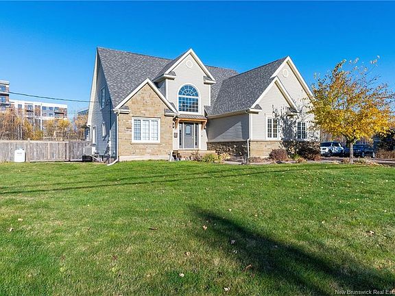 4th image of 733 Chartersville Rd