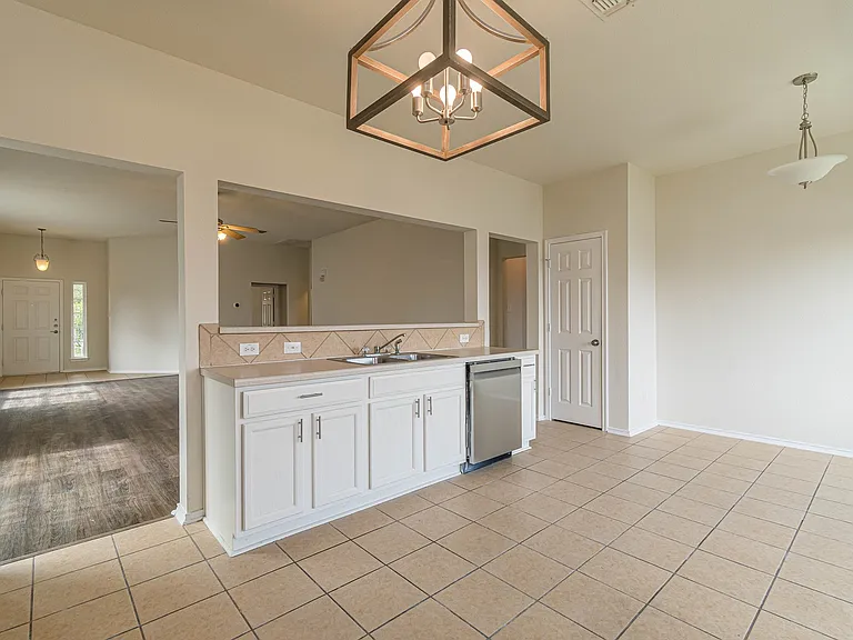 13803 Laramie Hl — Photo 9