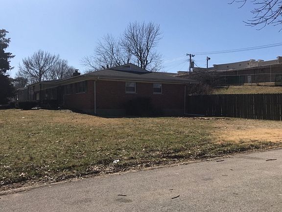 2nd image of 10153 Dellridge Ln