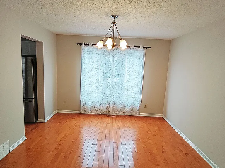 8 Opal Ln — Photo 5