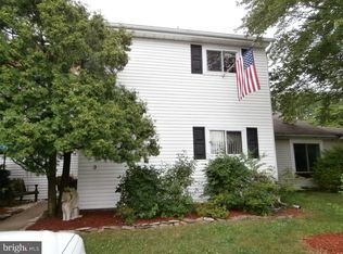 3 Presidential Dr, Sicklerville, NJ 08081