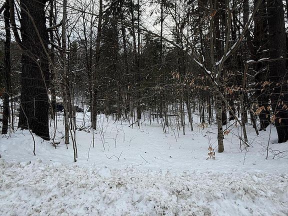 3rd image of L19 River Road