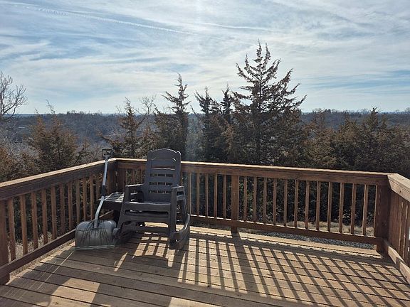 4th image of 163 Oak Park Rd