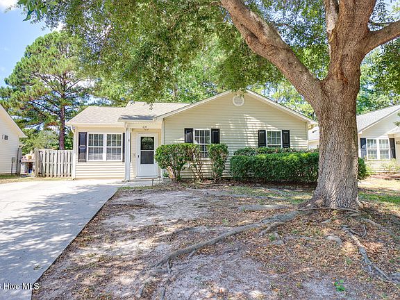 2nd image of 635 Lanvale Hills Circle NE