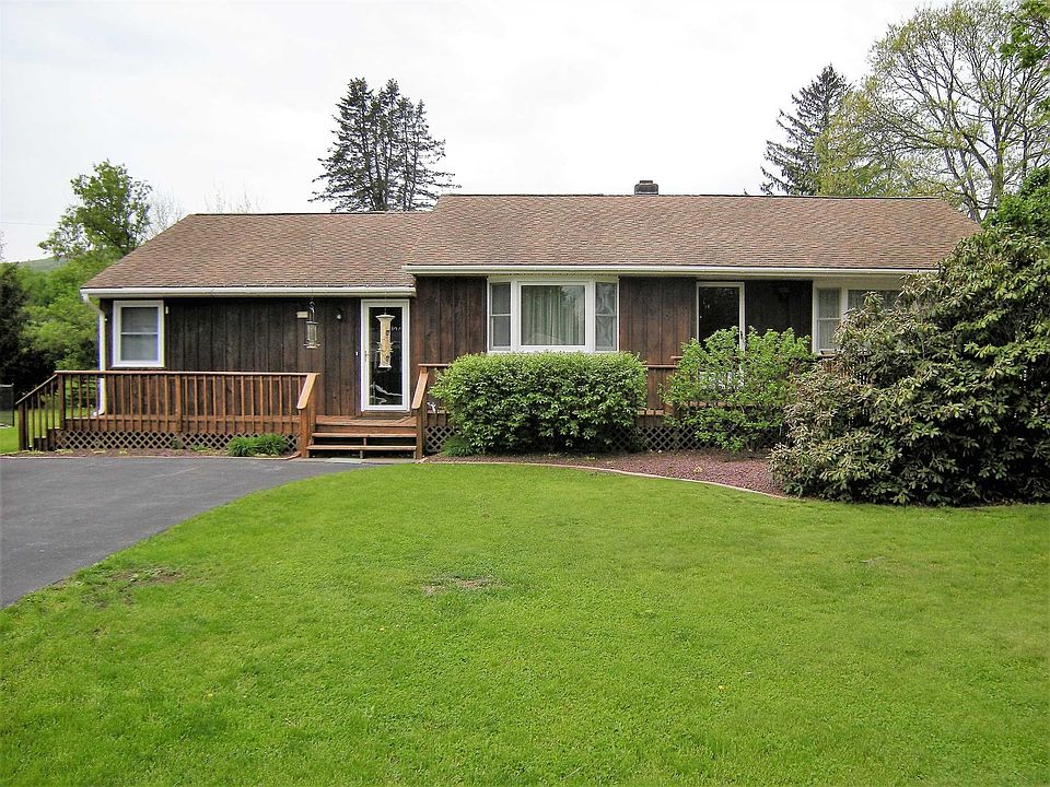 1st image of 20 Fabrello Ln