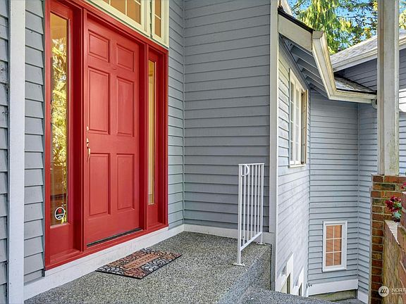 4th image of 19704 192nd Ave NE #98077