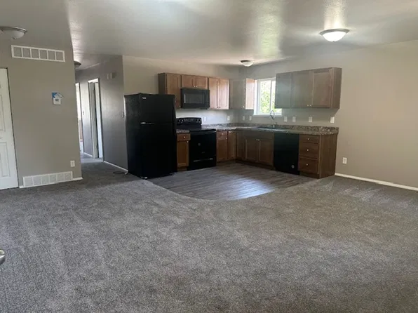 1406 S. Boxelder Street, 1406 S Boxelder St #3, Casper, WY 82604
