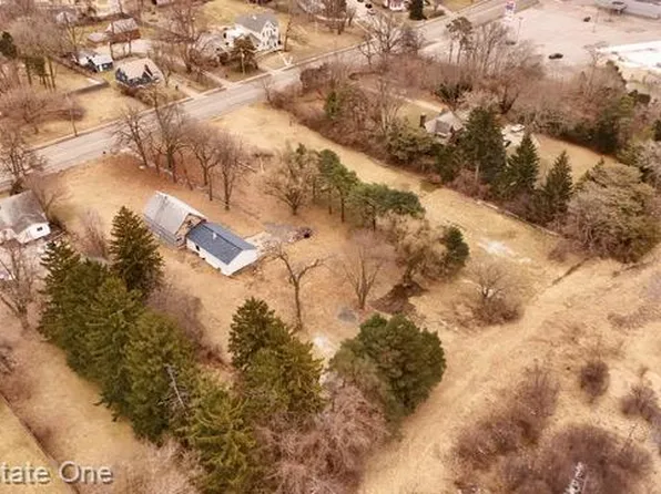 3129 E Genesee Ave, Saginaw, MI 48601