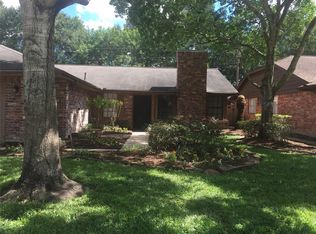 5238 Pine Cliff Dr, Houston, TX 77084