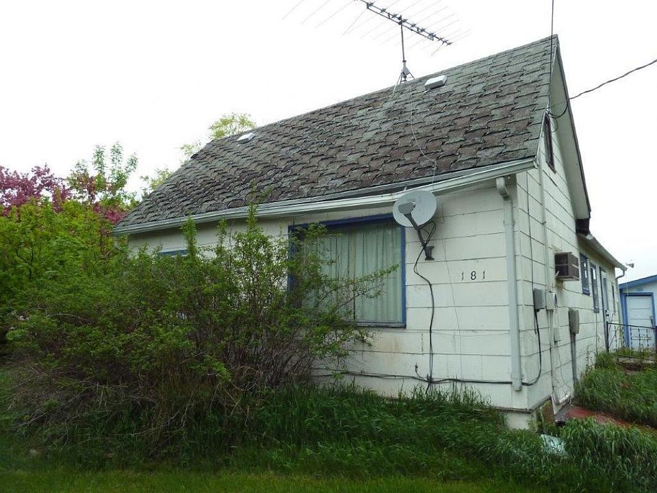 1st image of 181 Pleasant St