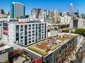 923 Folsom