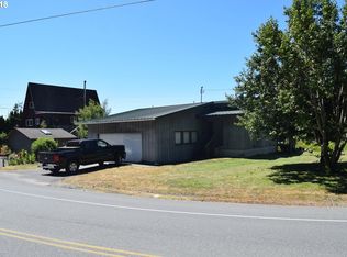 94593 Jerrys Flat Rd, Gold Beach, OR 97444