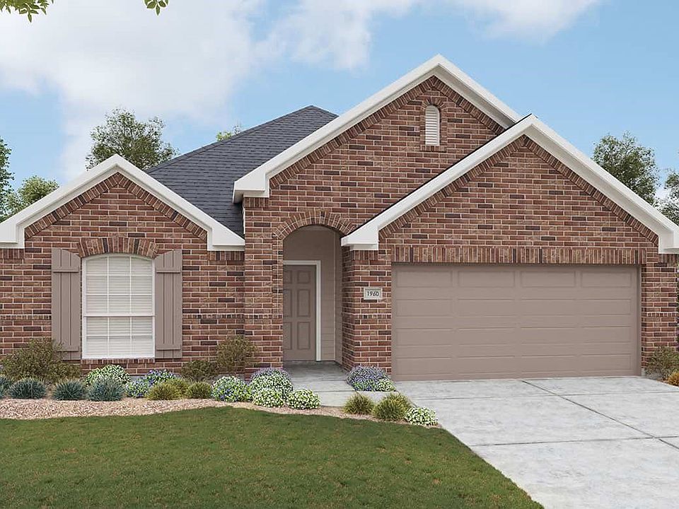1st image of 134 Patrick Henry Dr