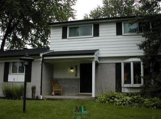 8838 E Dublin Way, Sterling Heights, MI 48314