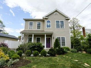 95 Warren St, Keyport, NJ 07735