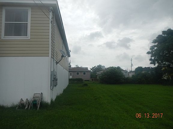 2nd image of 6017 Cameron Blvd