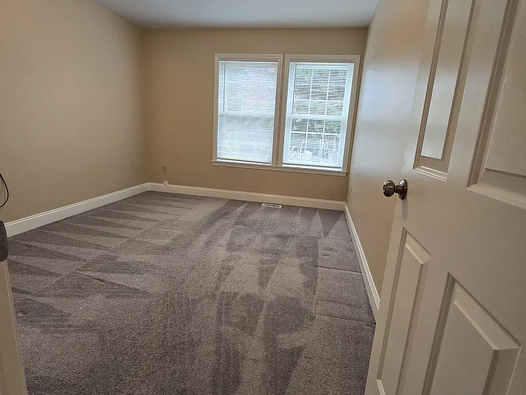 833 S 112th St #5 — Photo 18
