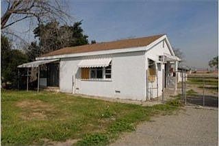 1st image of 16246 Arrow Blvd