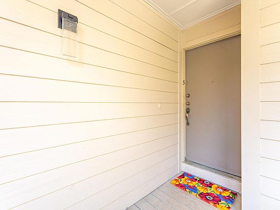4th image of 2228 Bahia Vista St APT C5