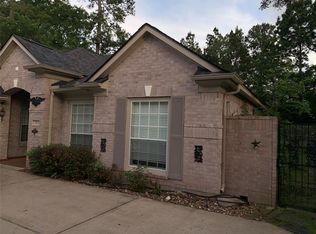 7 E Sienna Pl, Spring, TX 77382