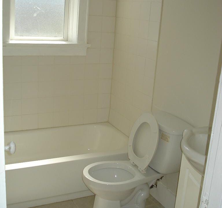 2nd image of 3603 Nebraska Ave #B