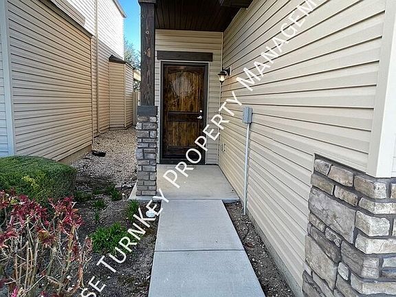 5th image of 4384 S Aleut Way