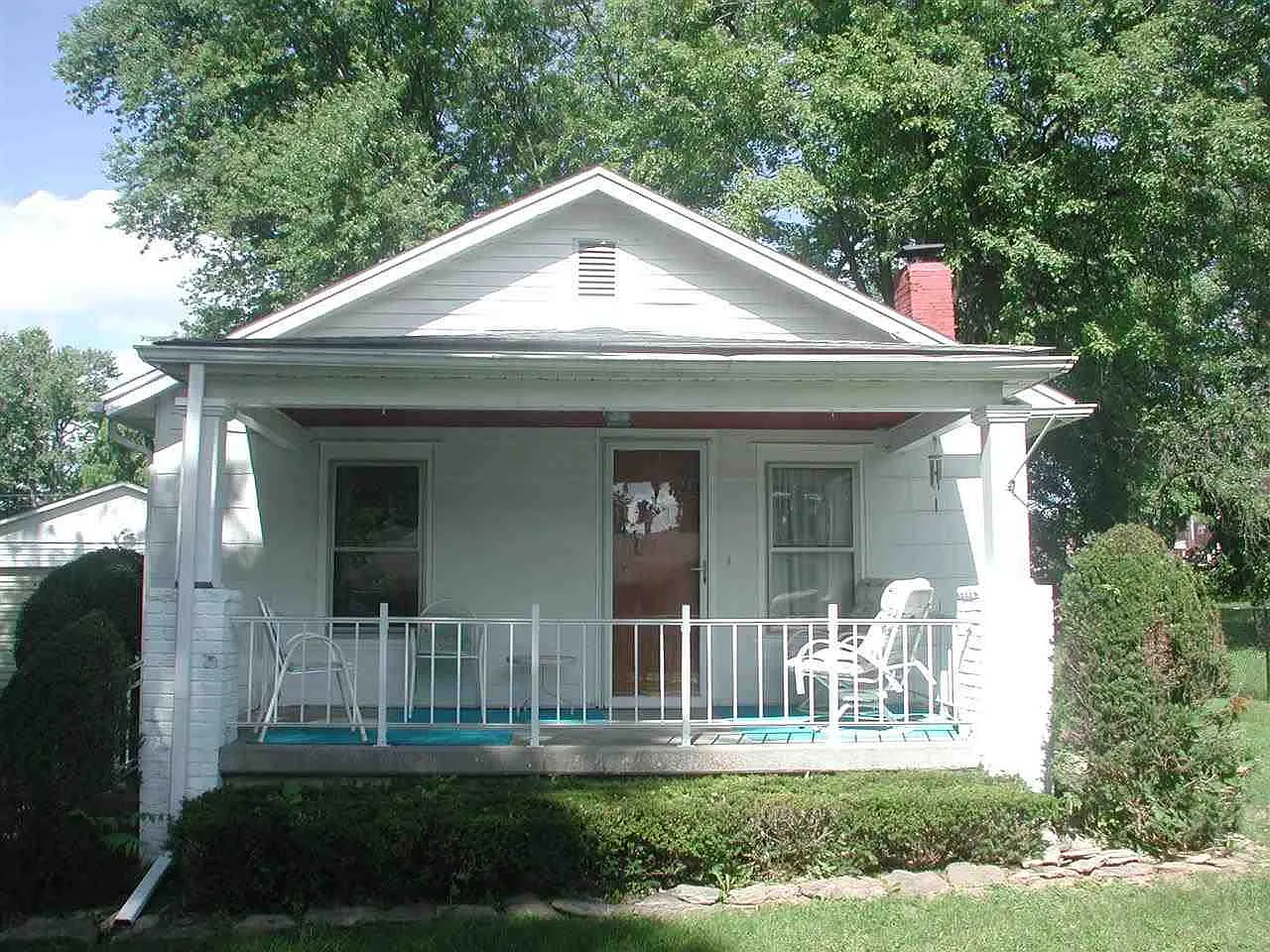 2408 S Broadview Dr photo 1