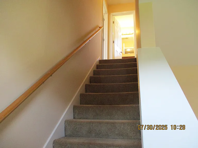 512 Leesburg Dr — Photo 9