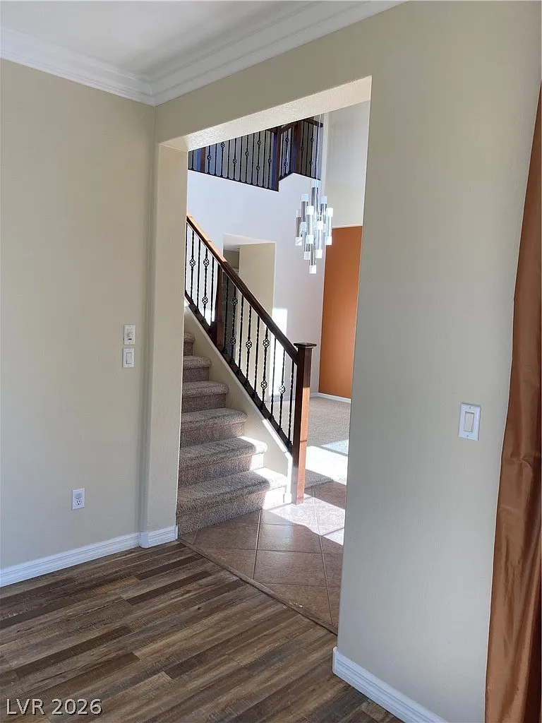 3 bed, 2.5 bath, 2428 sqft, $2,495 — Photo 4