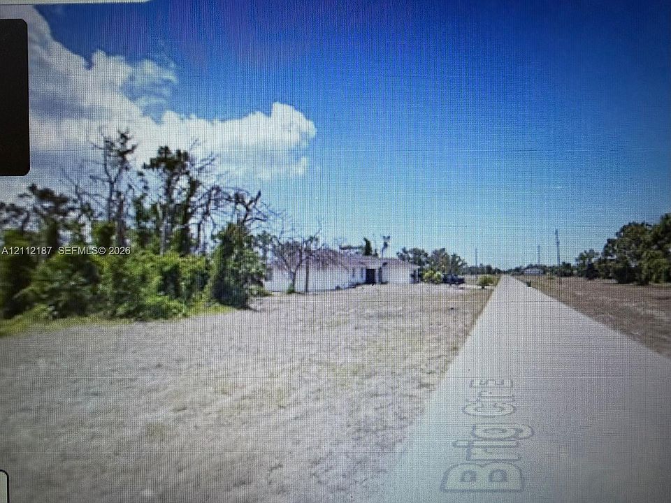 2nd image of 150 Brig Cir E