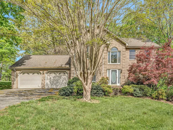 58 Dove Ct, Cloverdale, VA 24077