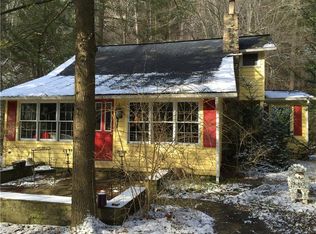 3 State Rd, laughlintown, PA 15557