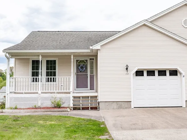11 Notre Dame St #A, Westfield, MA 01085