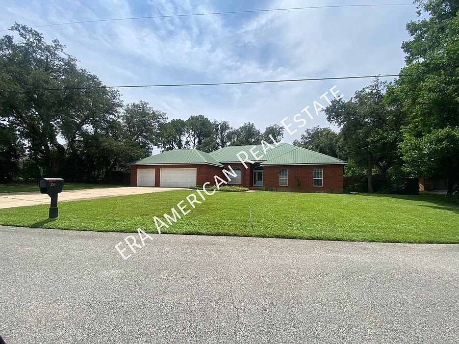 1st image of 231 Crewilla Dr