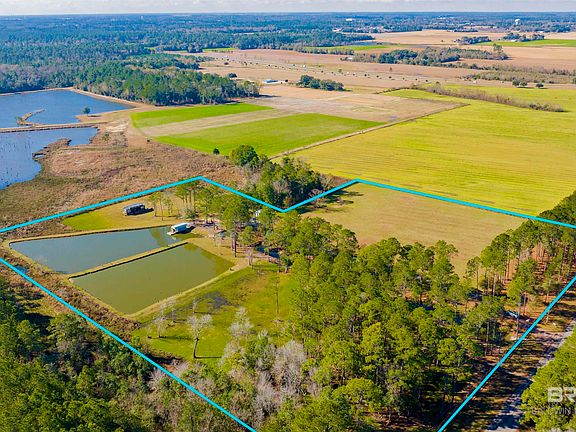 5th image of 22210 Pastoral Ln