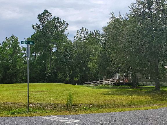 4th image of NW 147th Street Jasmine Com