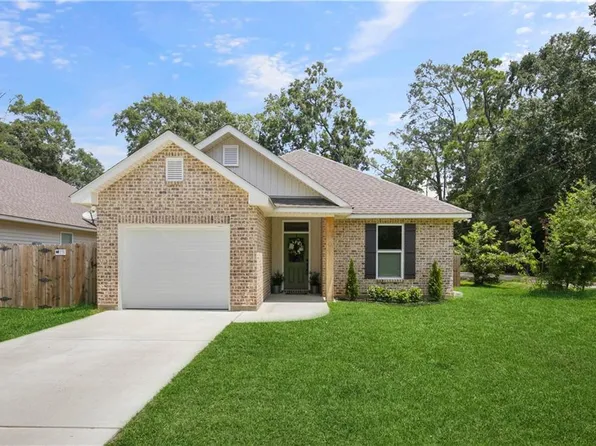 1703 America St, Mandeville, LA 70448