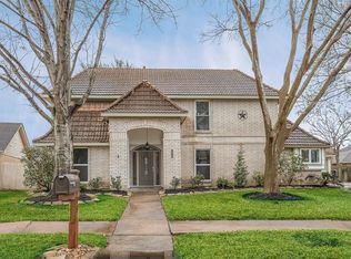 2115 Manor Green Dr, Houston, TX 77077